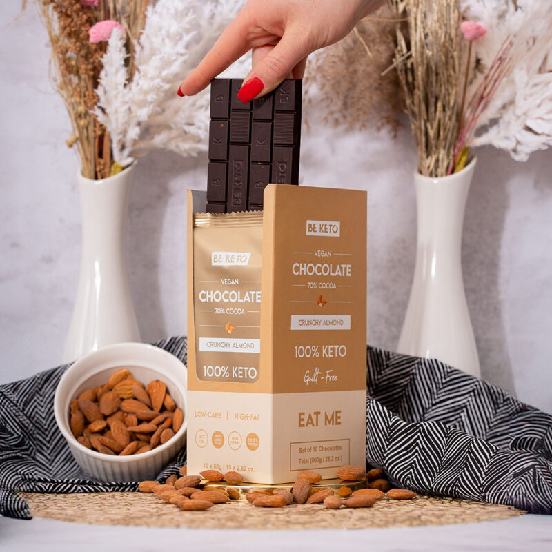 Chocolat Végétalien Keto + Huile MCT – Amandes Croquantes 80g